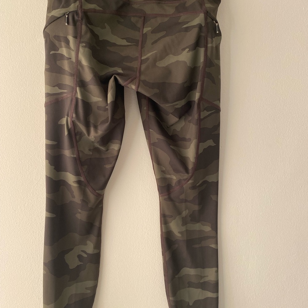 Athleta Exercise Pants - image 6